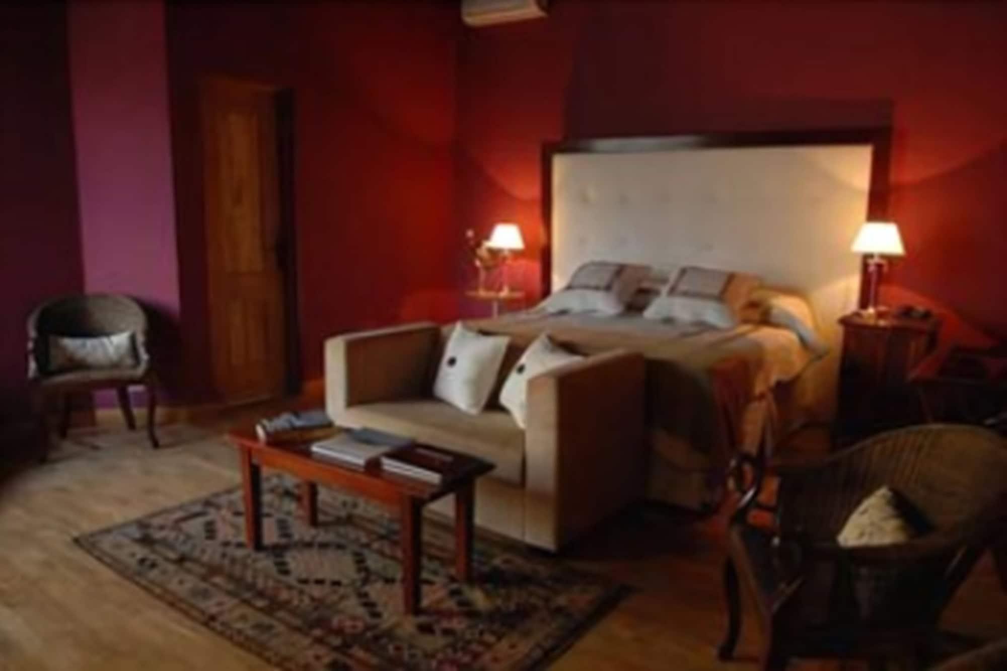 Kkala Boutique Hotel Salta Bagian luar foto
