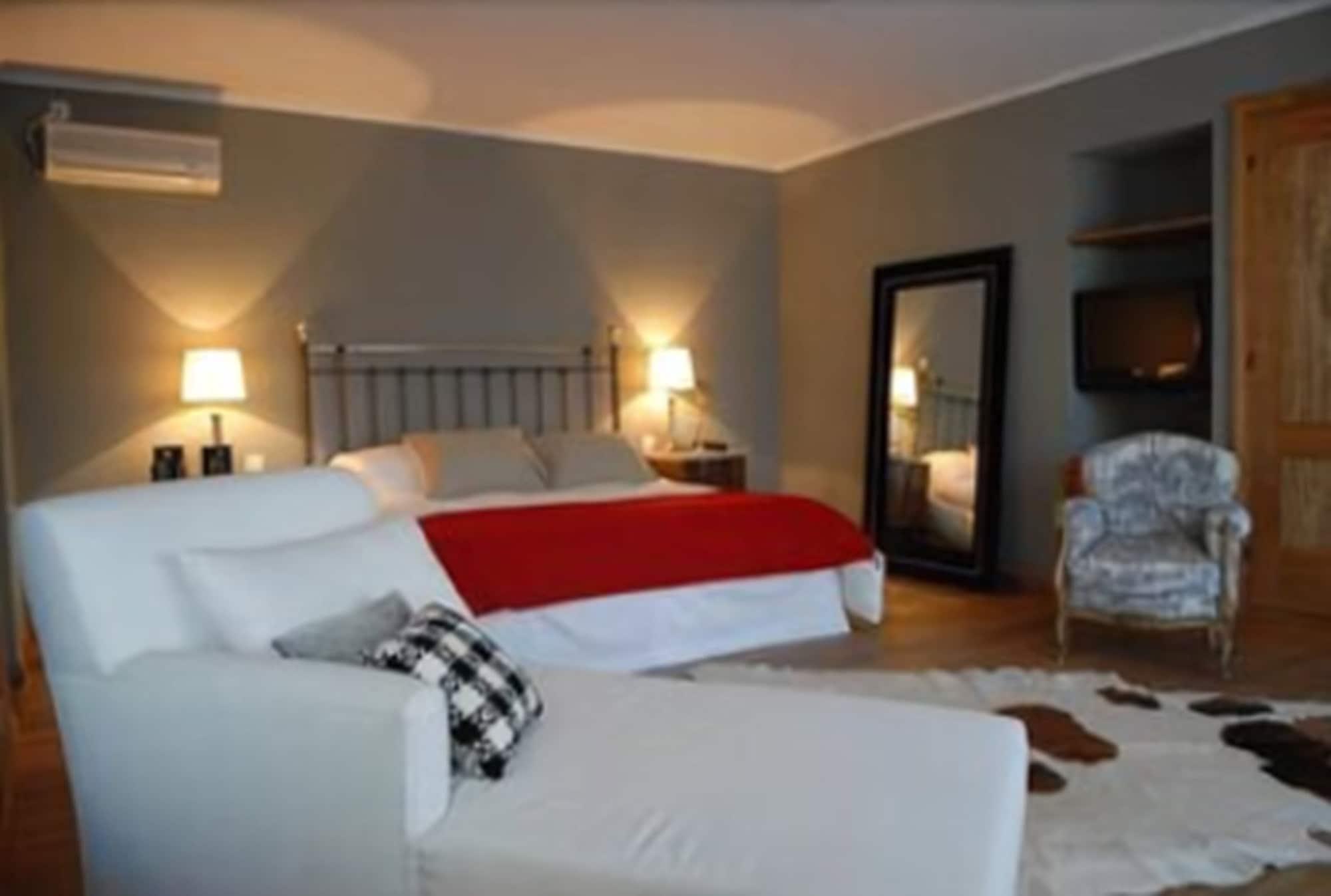 Kkala Boutique Hotel Salta Bagian luar foto